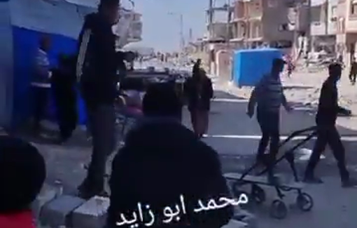 Thumbnail preview image for the video titled: Moment of an Israeli artillery strike in Rafah during the ceasefire