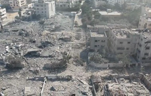 Thumbnail preview image for the video titled: North Gaza : 423,000 people have been displaced the Gaza Strip, abandoning their homes.