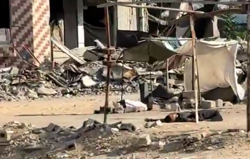 Thumbnail preview image for the video titled: Rescuers unable to reach unarmed civilians killed on the street