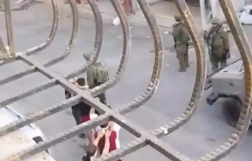 Thumbnail preview image for the video titled: Israeli forces detain several Palestinians during a raid on Al-Fawwar camp in Hebron