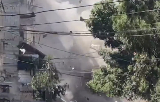 Thumbnail preview image for the video titled: Israel bombs the Hammouda family house in Al-Shati camp