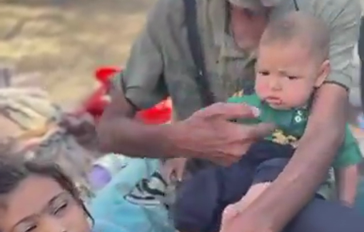 Thumbnail preview image for the video titled: Forcibly displaced family sleeps on the street without food or money for days