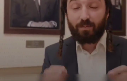 Thumbnail preview image for the video titled: Minister Zvi Sukkot expelling 32 foreign activists as "anarchists" for their protective presence