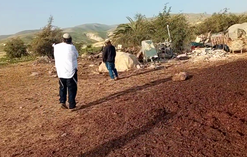 Thumbnail preview image for the video titled: One of the daily invasion by the settlers in order to chase Bedouin community of al-Fasayil
