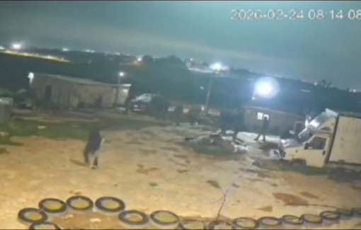 Thumbnail preview image for the video titled: The moment Israeli settler gang carried out a pogrom on the village of ‘Susiya’ in Masafer Yatta,