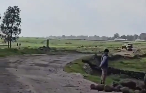 Thumbnail preview image for the video titled: Israeli army expelled a reporter from the Syrian News Channel in Quneitra, Syria