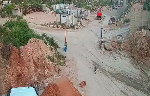 Thumbnail preview image for the video titled: Settlers are preventing a cement quarry from operating by invading it and threatening the workers on a daily basis