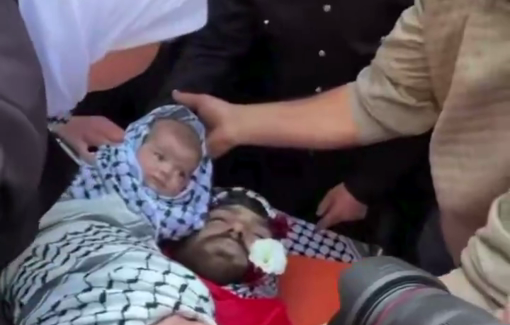 Thumbnail preview image for the video titled: Heartbreaking scene in Deir Dibwan: twin infants Qamar and Aya said goodbye to their father killed by a settler