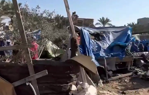 Thumbnail preview image for the video titled: Displacement tents destroyed by Israeli helicopter
